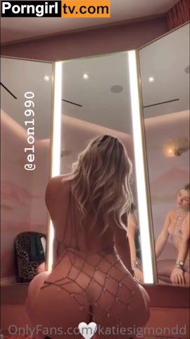 Katie Sigmond leaked video topless show nipple!!!