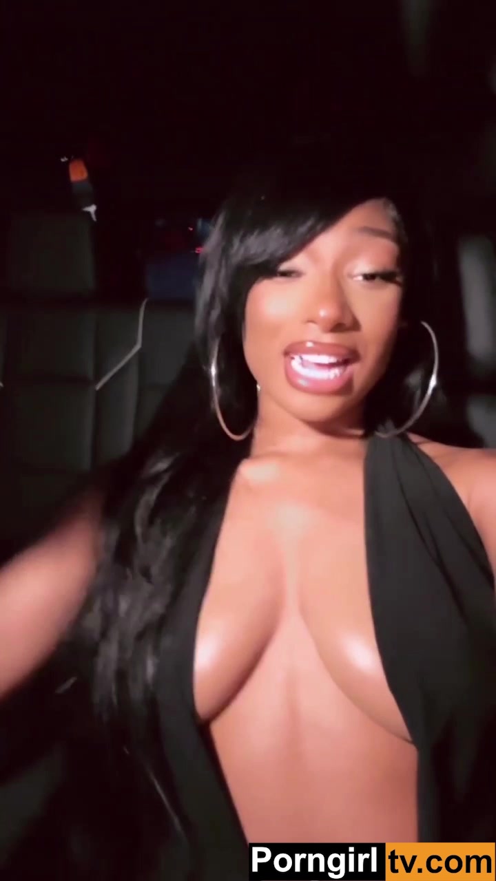 Megan Thee Stallion leaked video showing off her topless!!!