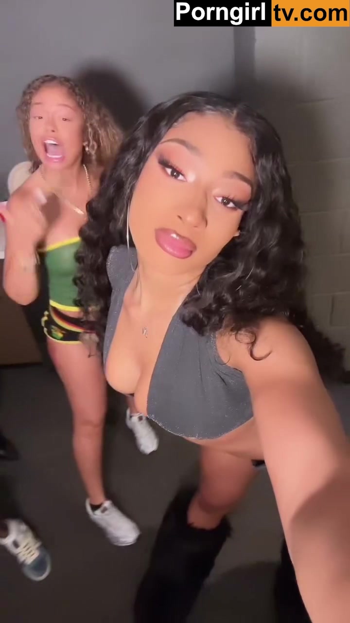 Megan Thee Stallion leaked video showing off her big breasts!