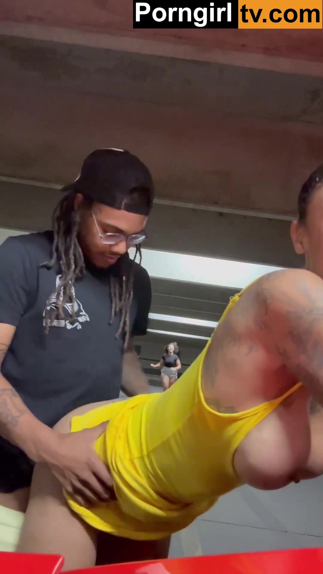 Video Dank Dahl Rock Paper Scissors Yellow Dress sex tape!!!