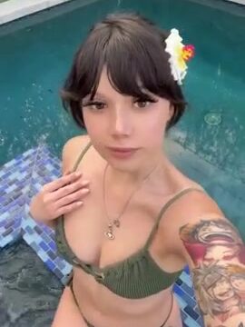 Oxillery Onlyfans nude showing off her big breasts!!!