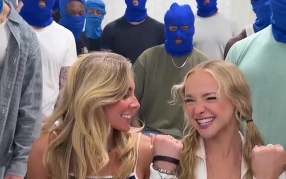 Bonnie Blue and Julia Filippo porn video with 100 man!!!