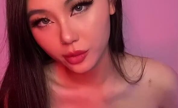 Angi Yang / Angiyang Onlyfans Masturbates Naked With Dildo